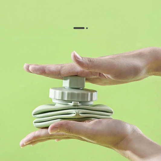 FlexiBottle™ – Faltbare Trinkflasche